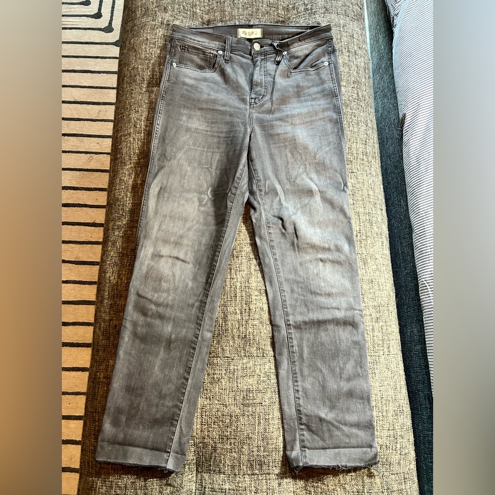 EUC size 28 Madewell Stovepipe jean